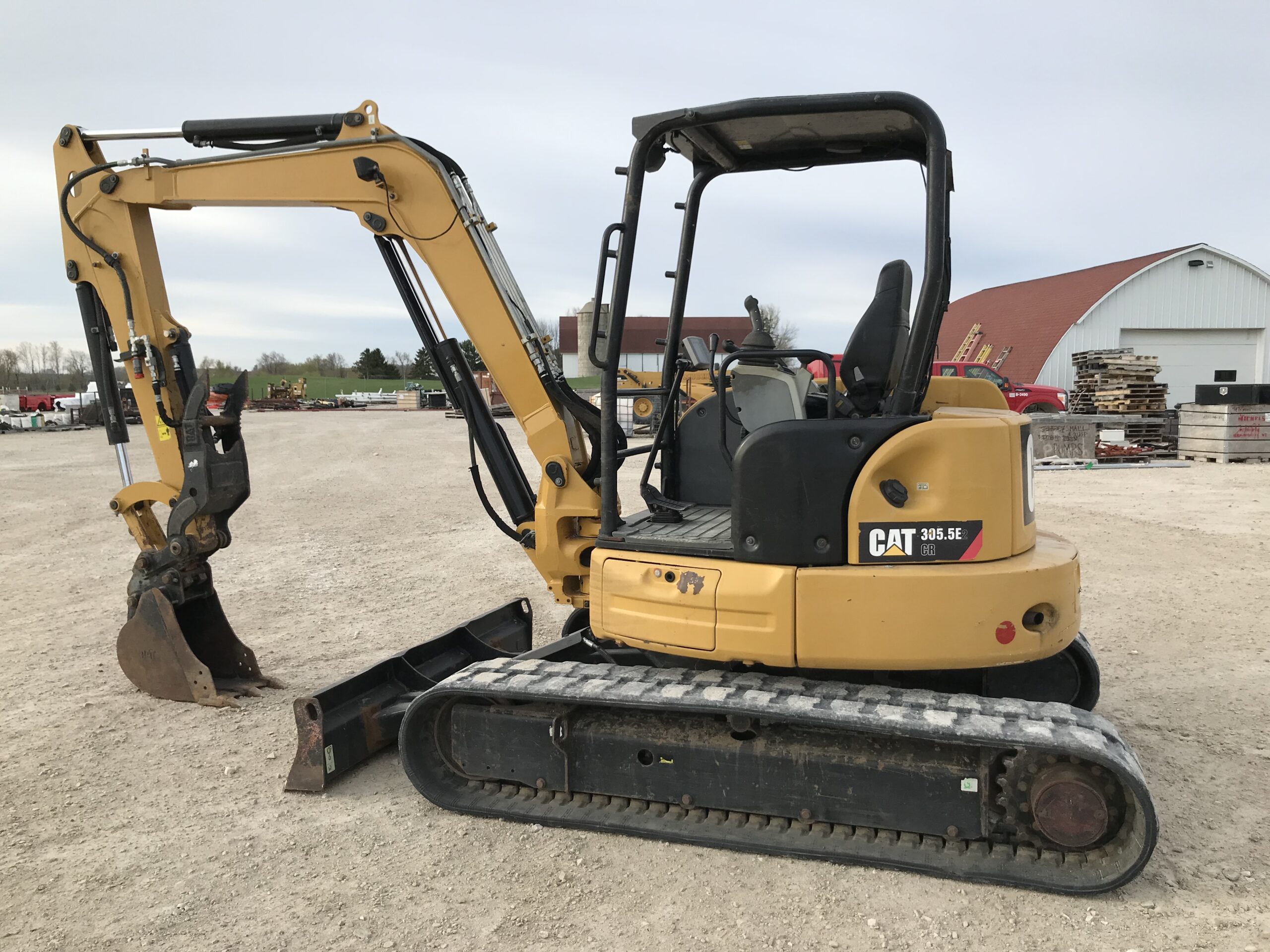 2015 Caterpillar 305.5E2 Mini Excavator - Michels Equipment Sales